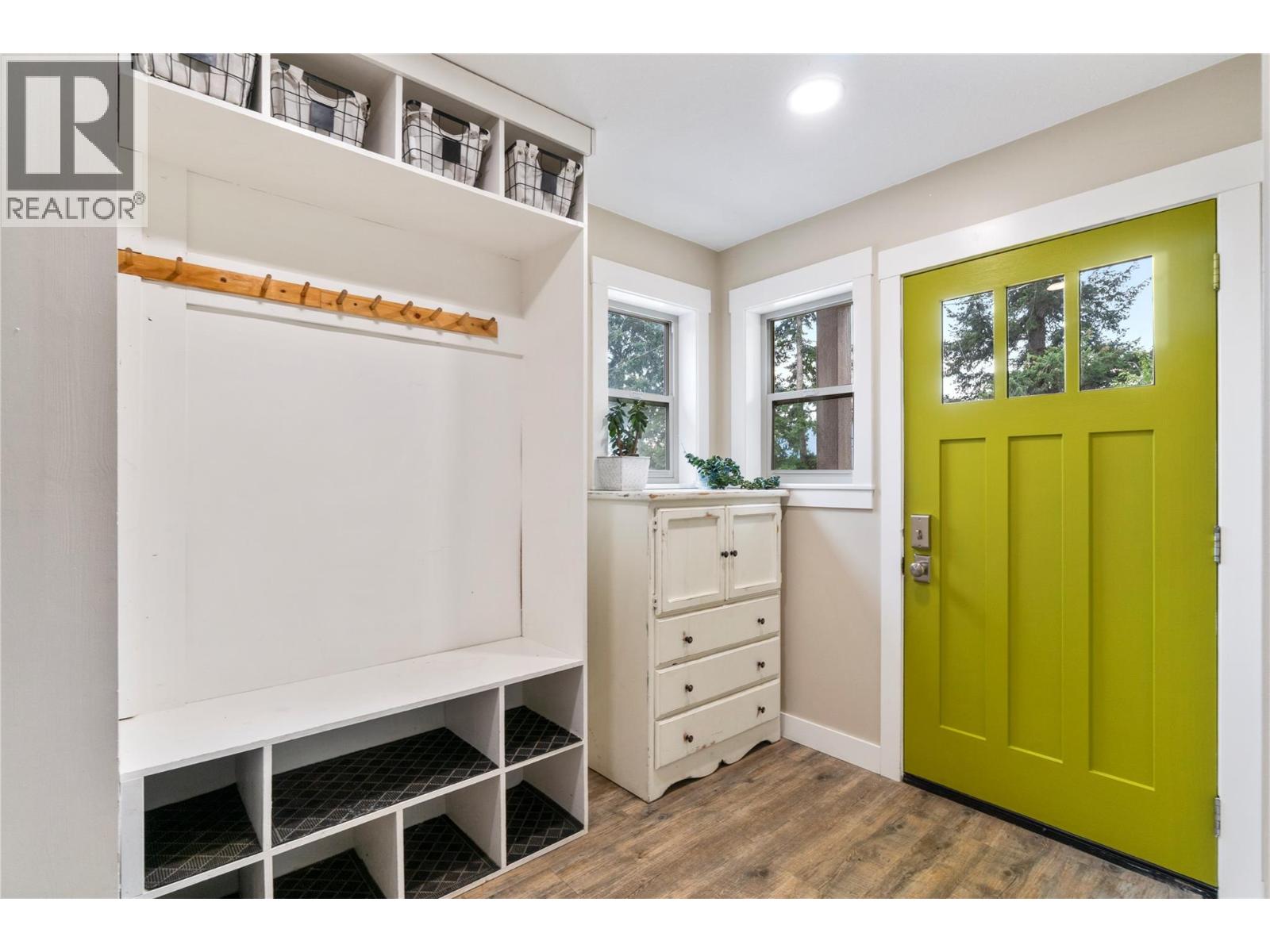 6551 40 Street Nw, Salmon Arm, British Columbia V1E 3A5 - Photo 5 - 10359791