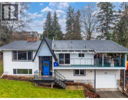 <div class="price">$649,000</div> 2150 1 Avenue Ne<br>Salmon Arm, British Columbia<br><div class='bed_bath'>3 Bed | 2 Bath</div>
