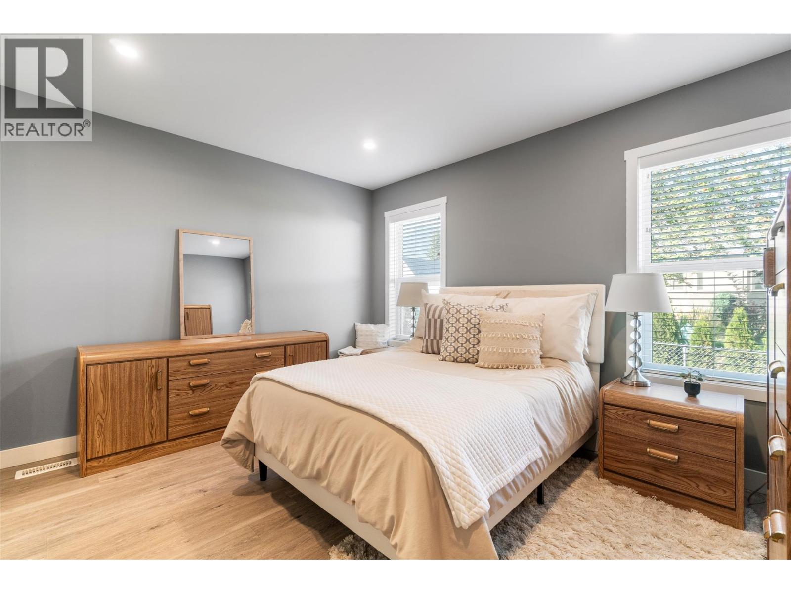 728 Elderberry Walk, Sicamous, British Columbia  V0E 2V0 - Photo 11 - 10374627