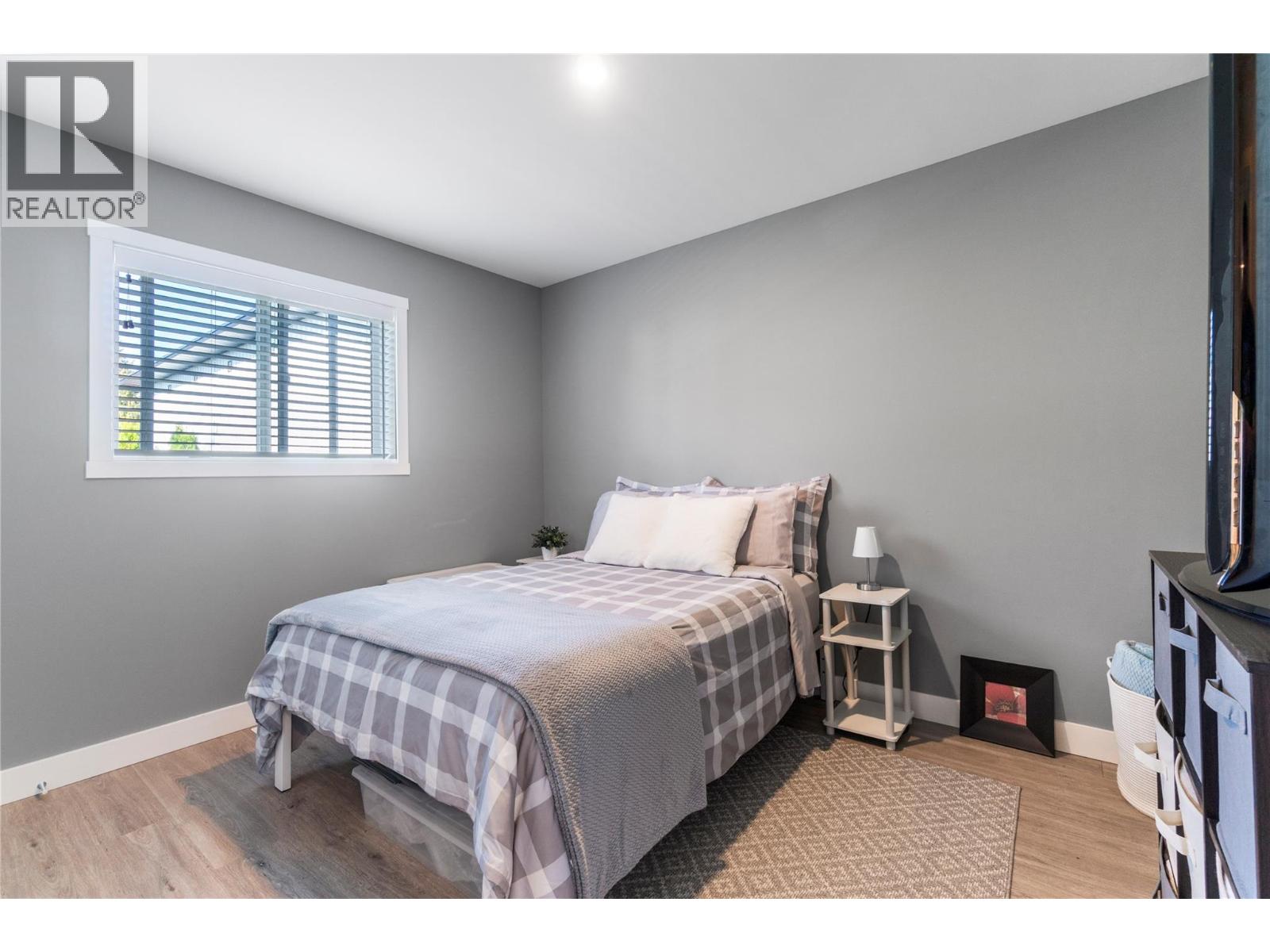 728 Elderberry Walk, Sicamous, British Columbia  V0E 2V0 - Photo 16 - 10374627