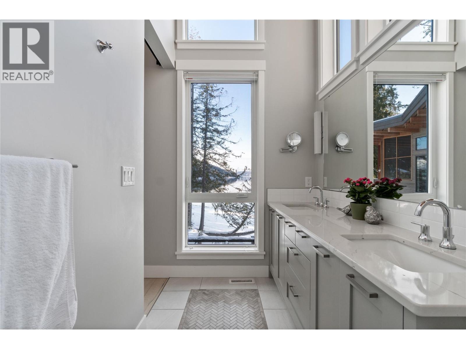 4125 Eagle Bay Road, Eagle Bay, British Columbia V0E 1T0 - Photo 23 - 10375573