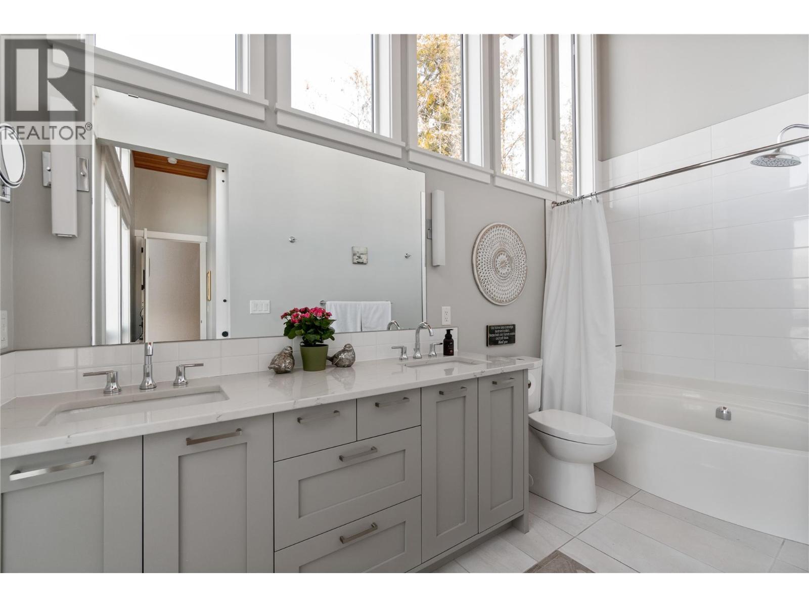 4125 Eagle Bay Road, Eagle Bay, British Columbia V0E 1T0 - Photo 25 - 10375573