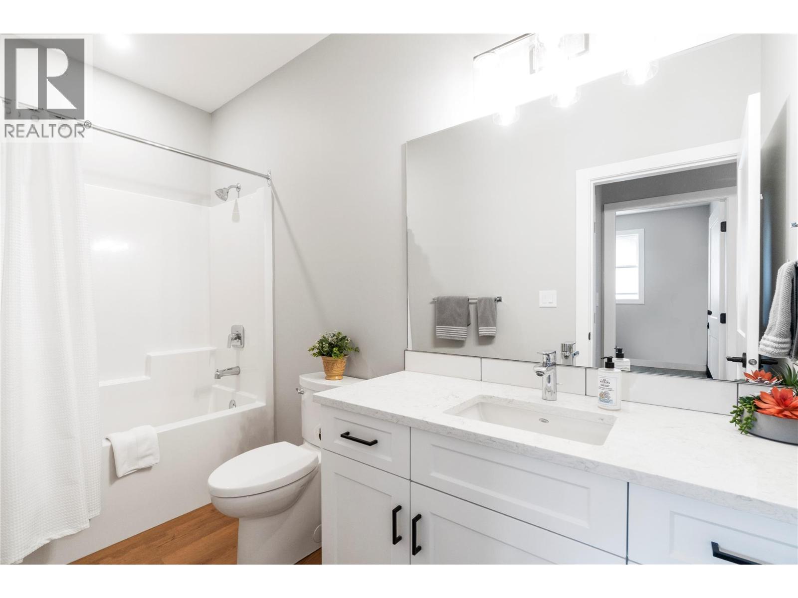 1330 10th Street Sw Unit# 16, Salmon Arm, British Columbia  V1E 0E4 - Photo 24 - 10376131