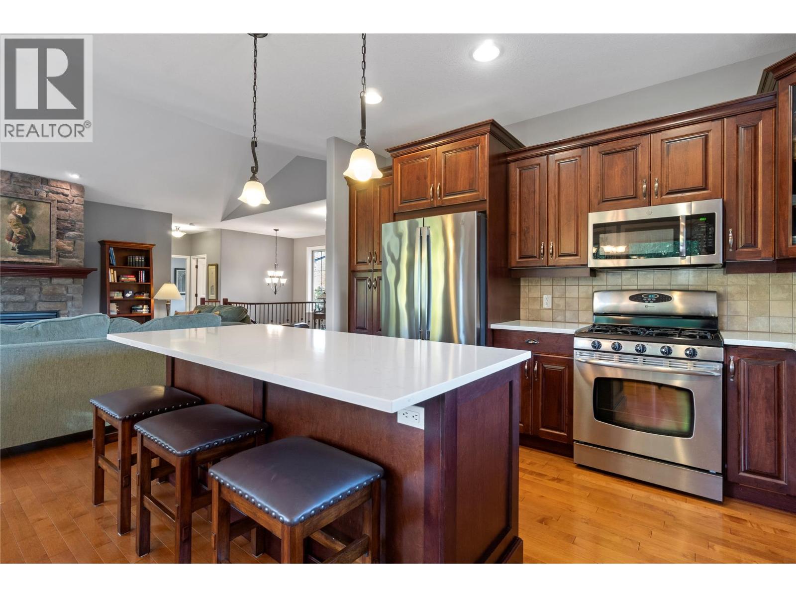 2706 Golf Course Drive, Blind Bay, British Columbia  V0E 1H2 - Photo 5 - 10377492