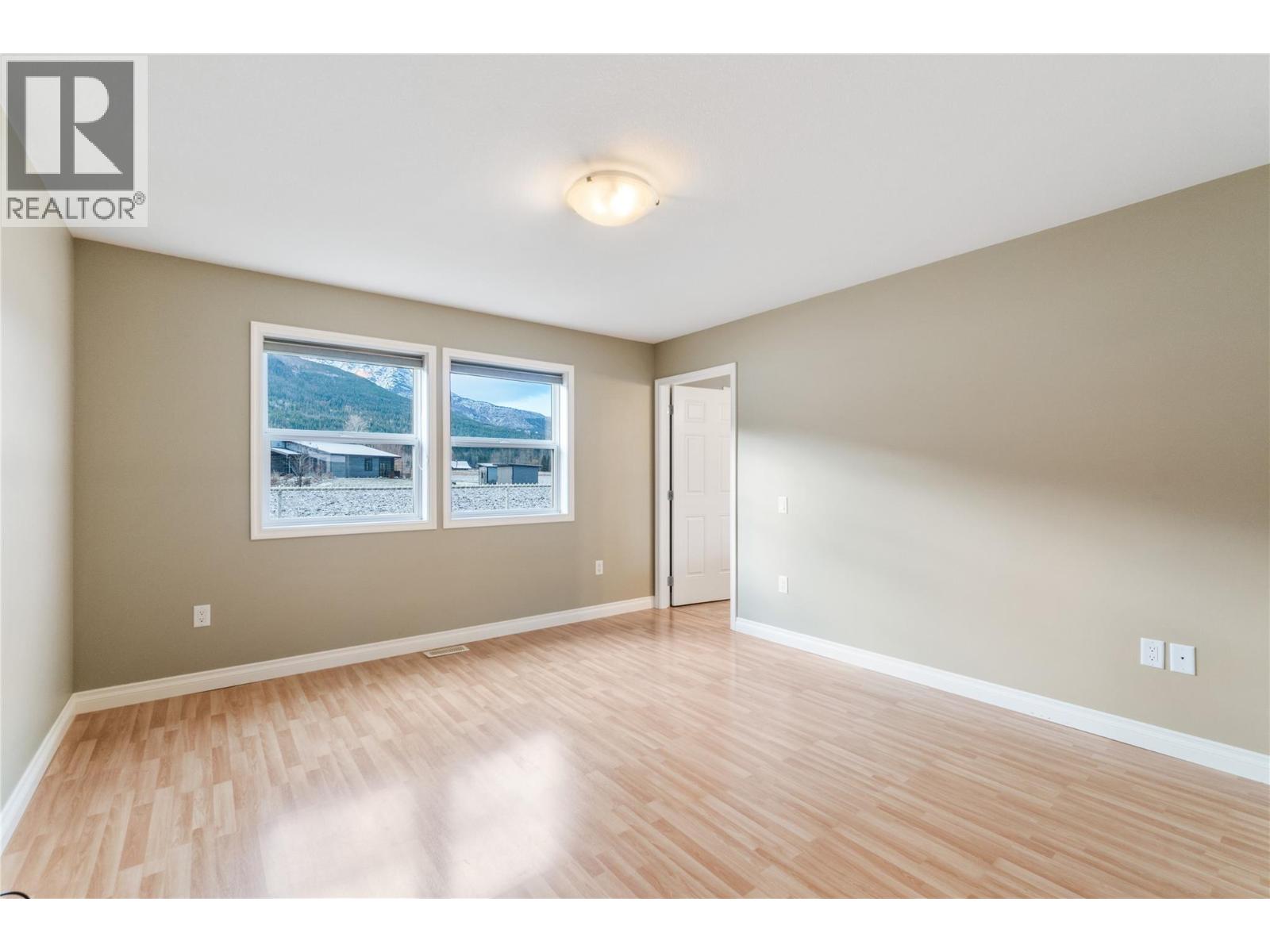 1231 10 Street Sw Unit# 19, Salmon Arm, British Columbia  V1E 0A5 - Photo 11 - 10378138