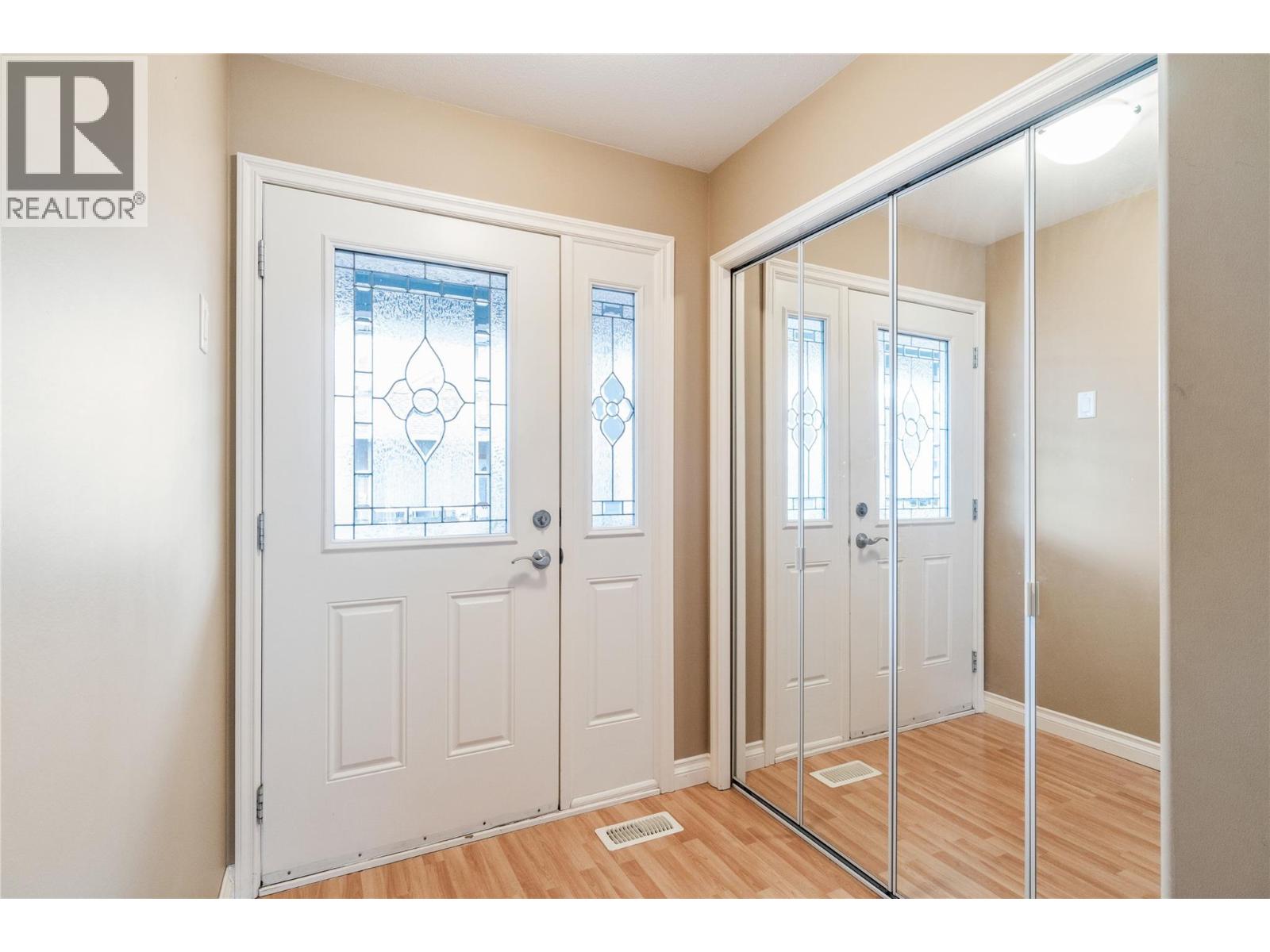 1231 10 Street Sw Unit# 19, Salmon Arm, British Columbia  V1E 0A5 - Photo 19 - 10378138