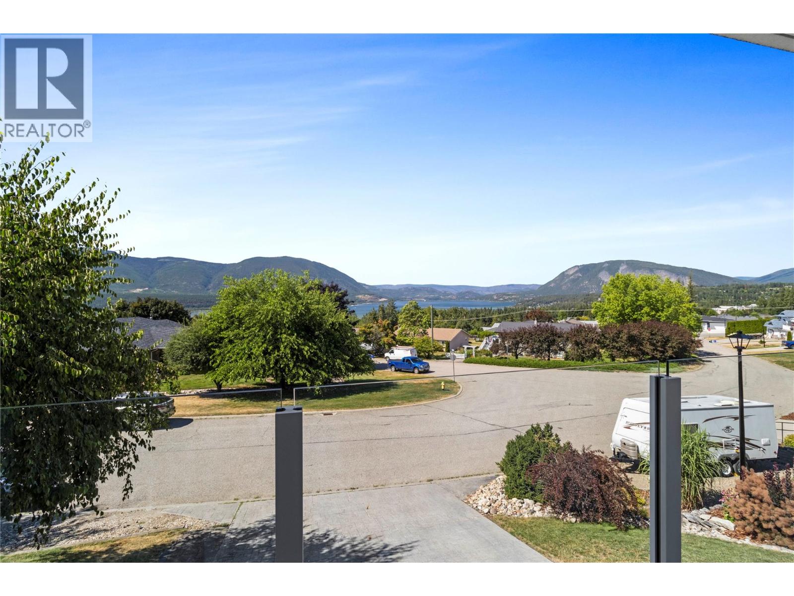 2250 3 Avenue Se, Salmon Arm, British Columbia  V1E 1K1 - Photo 31 - 10379451
