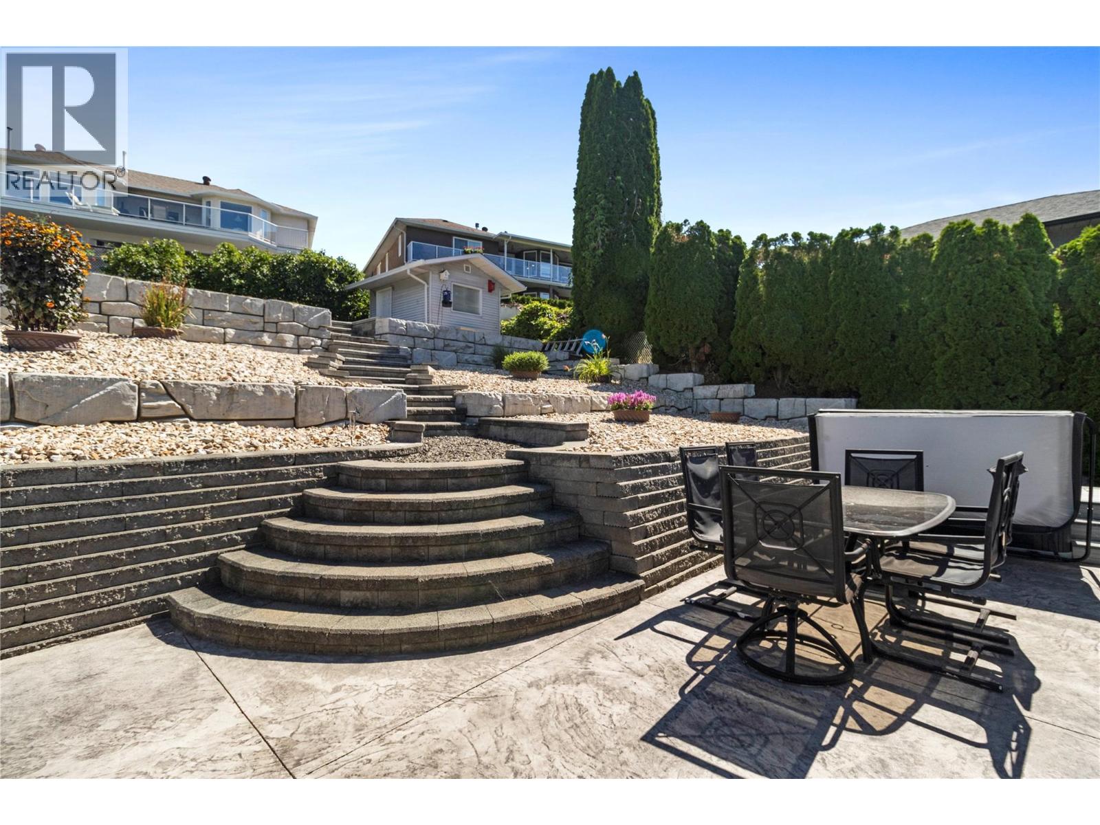 2250 3 Avenue Se, Salmon Arm, British Columbia  V1E 1K1 - Photo 33 - 10379451