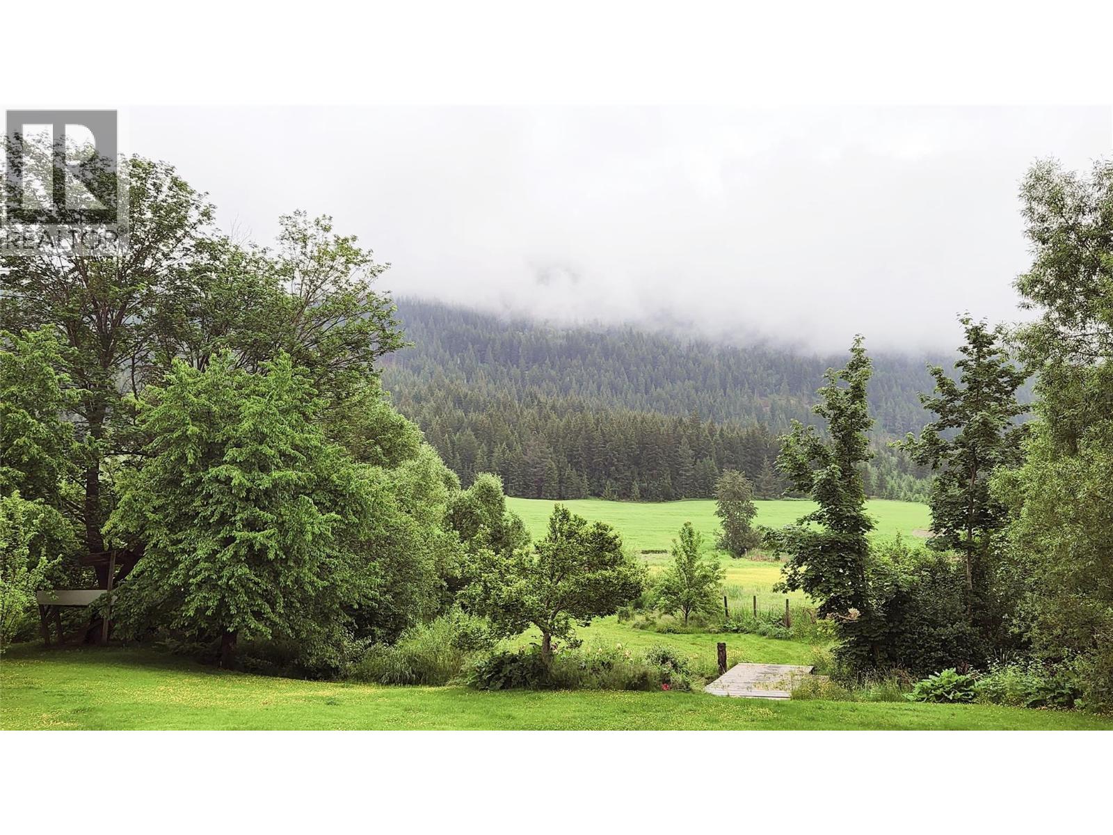 3960 50 Street Ne, Salmon Arm, British Columbia  V1E 1Y5 - Photo 32 - 10379294