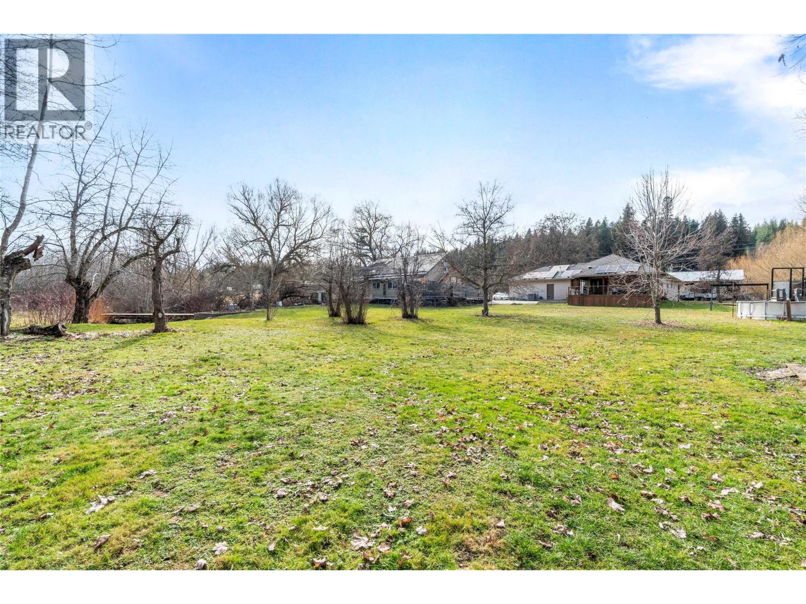 3960 50 Street Ne, Salmon Arm, British Columbia  V1E 1Y5 - Photo 37 - 10379294