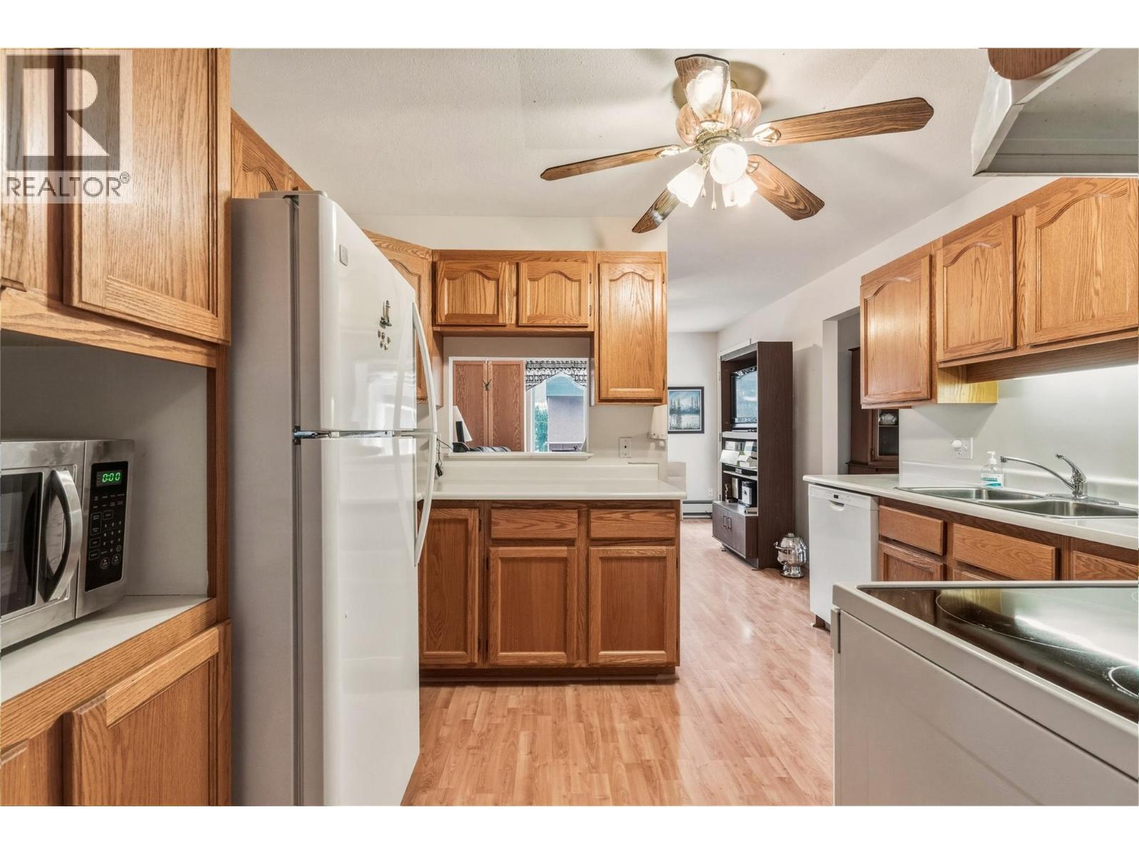 251 6 Street Se Unit# 306, Salmon Arm, British Columbia  V1E 1J9 - Photo 10 - 10378750