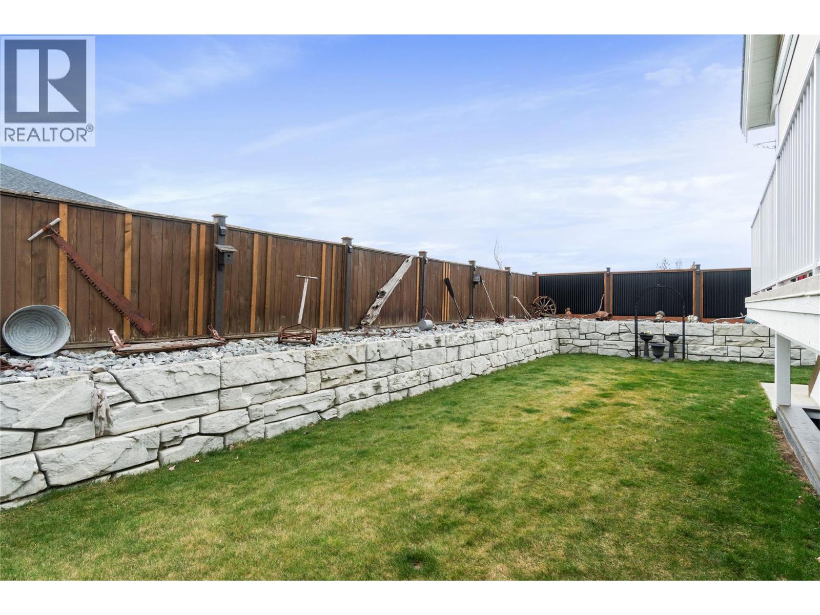 1281 24 Street Se, Salmon Arm, British Columbia  V1E 0E3 - Photo 40 - 10380677