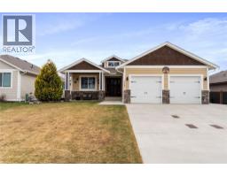<div class="price">$949,000</div> 1281 24 Street Se<br>Salmon Arm, British Columbia<br><div class='bed_bath'>4 Bed | 3 Bath</div>