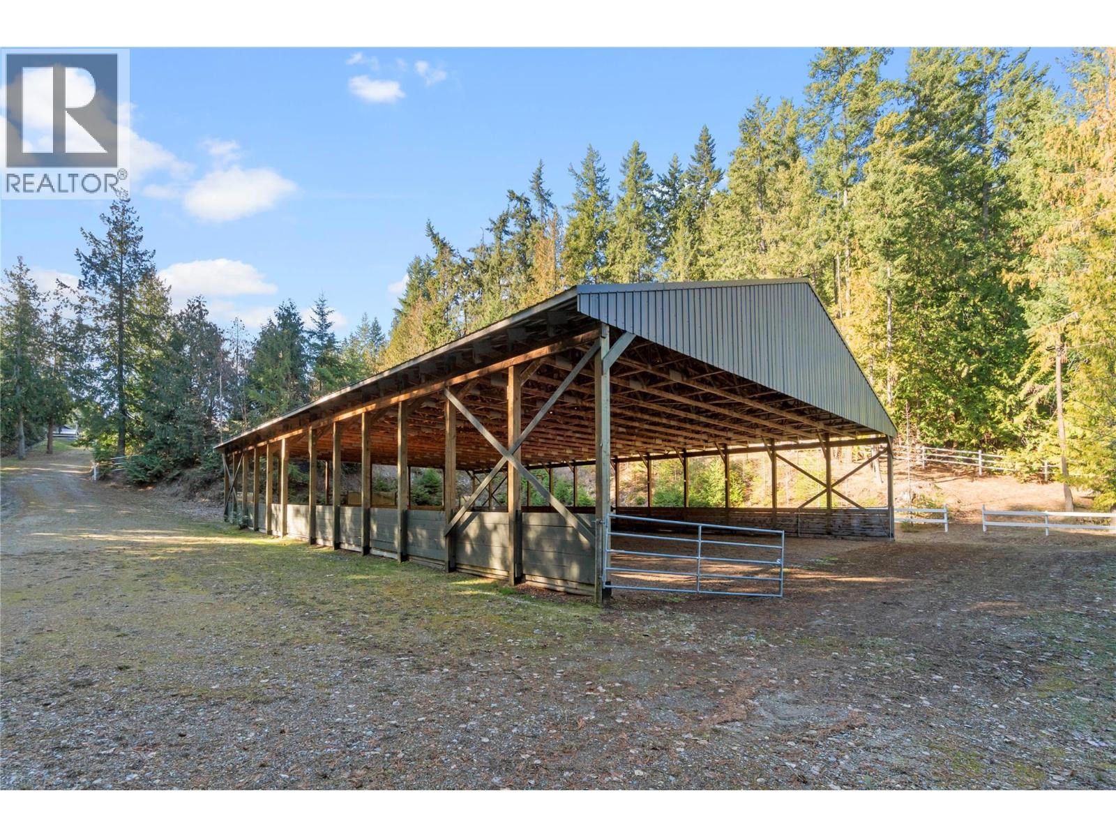 4091 10 Avenue Se, Salmon Arm, British Columbia V1E 1W7 - Photo 41 - 10381154