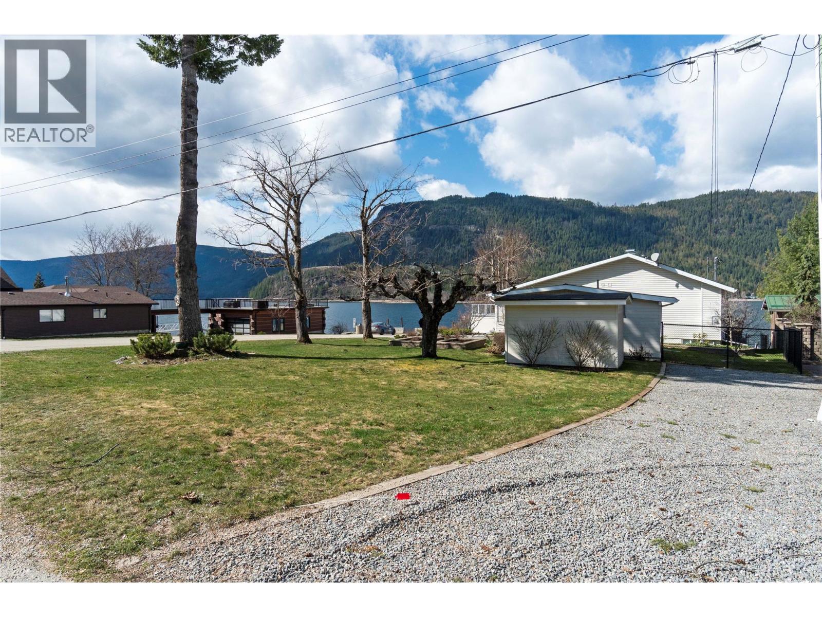 82 Montcalm Crescent, Sicamous, British Columbia  V0E 2V1 - Photo 77 - 10380968