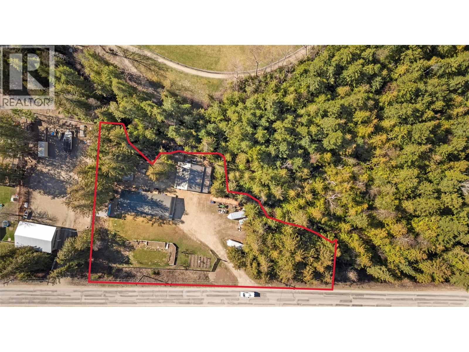 1284 Notch Hill Road, Sorrento, British Columbia  V0E 2W1 - Photo 3 - 10382099