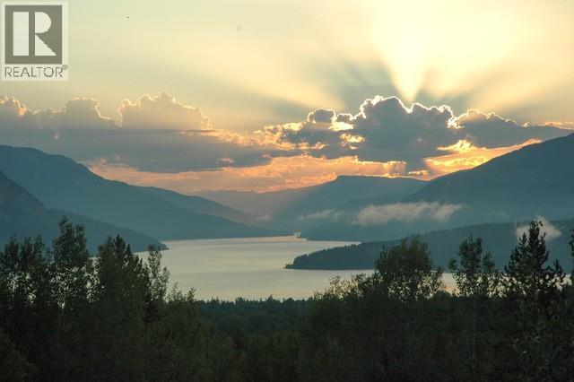 3800 60 Street Nw, Salmon Arm, British Columbia  V1E 3A8 - Photo 3 - 10382116