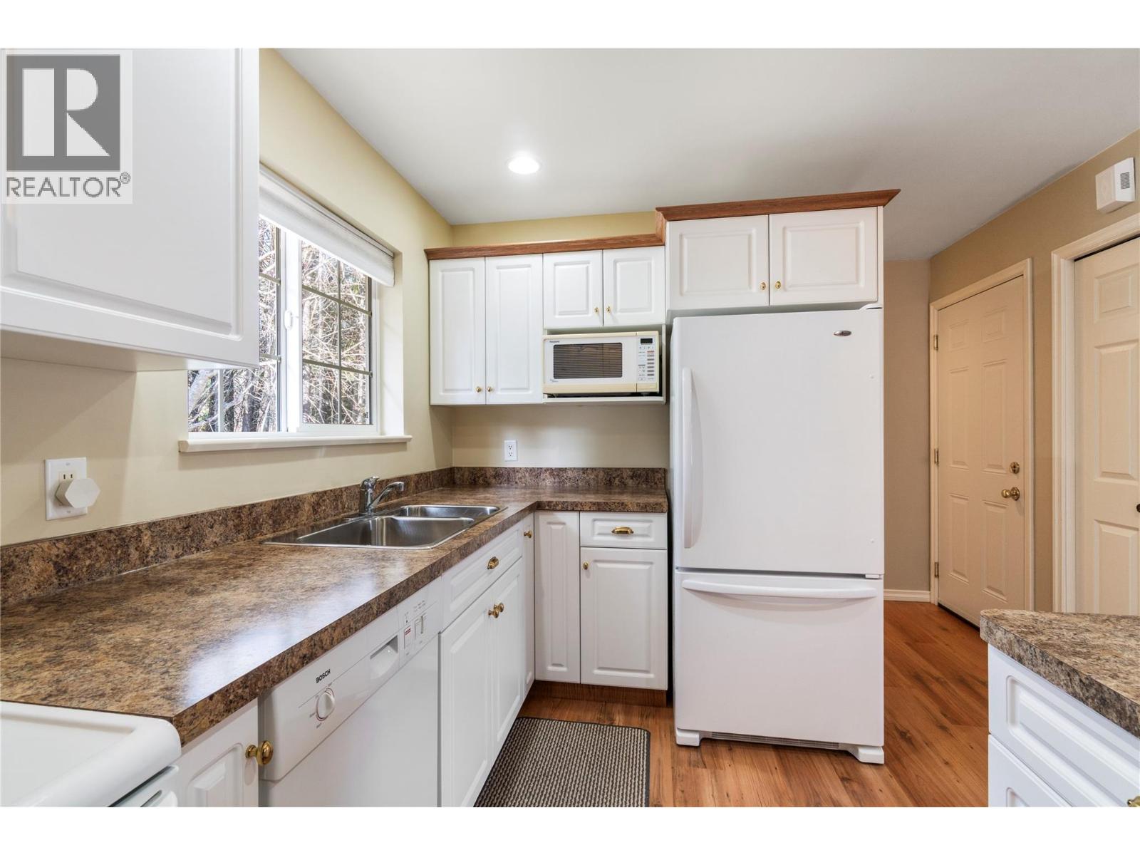 3800 60 Street Nw, Salmon Arm, British Columbia  V1E 3A8 - Photo 49 - 10382116