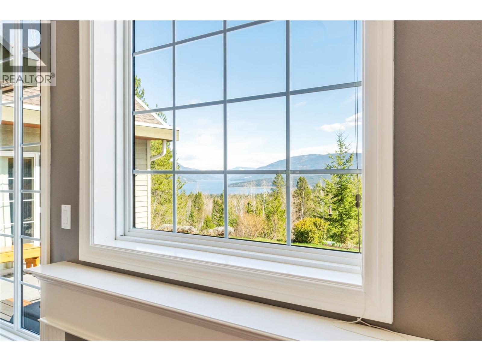 3800 60 Street Nw, Salmon Arm, British Columbia  V1E 3A8 - Photo 9 - 10382116