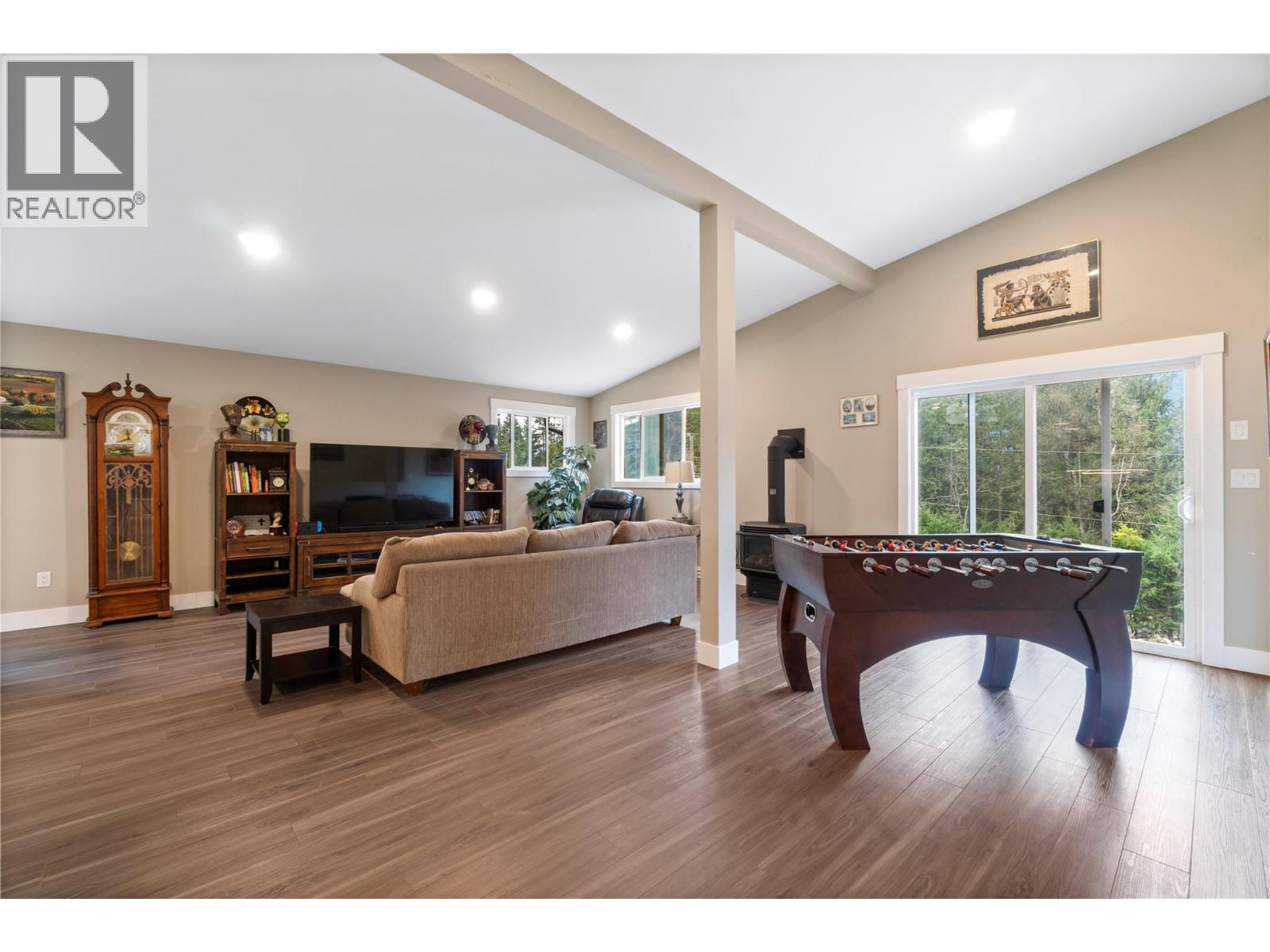 719 Abbington Lane, Tappen, British Columbia  V0E 2X3 - Photo 7 - 10383222