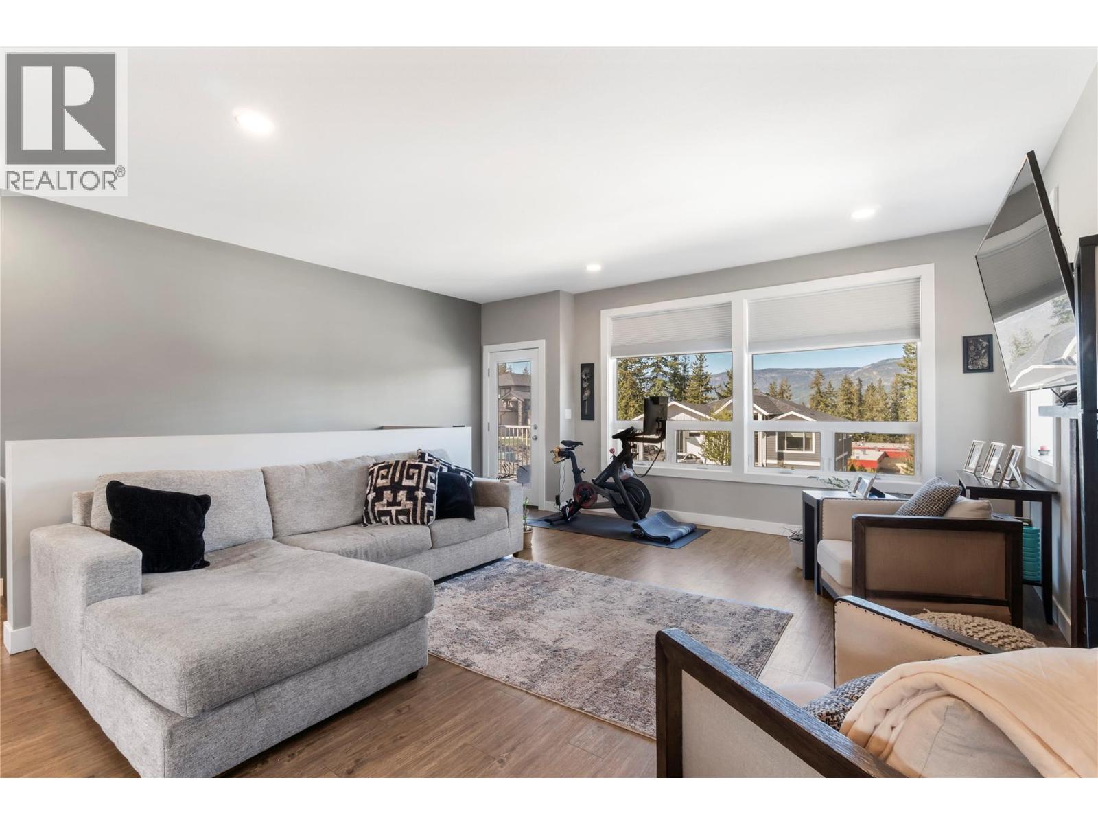 1260 23 Street Se, Salmon Arm, British Columbia  V1E 0C7 - Photo 12 - 10384983