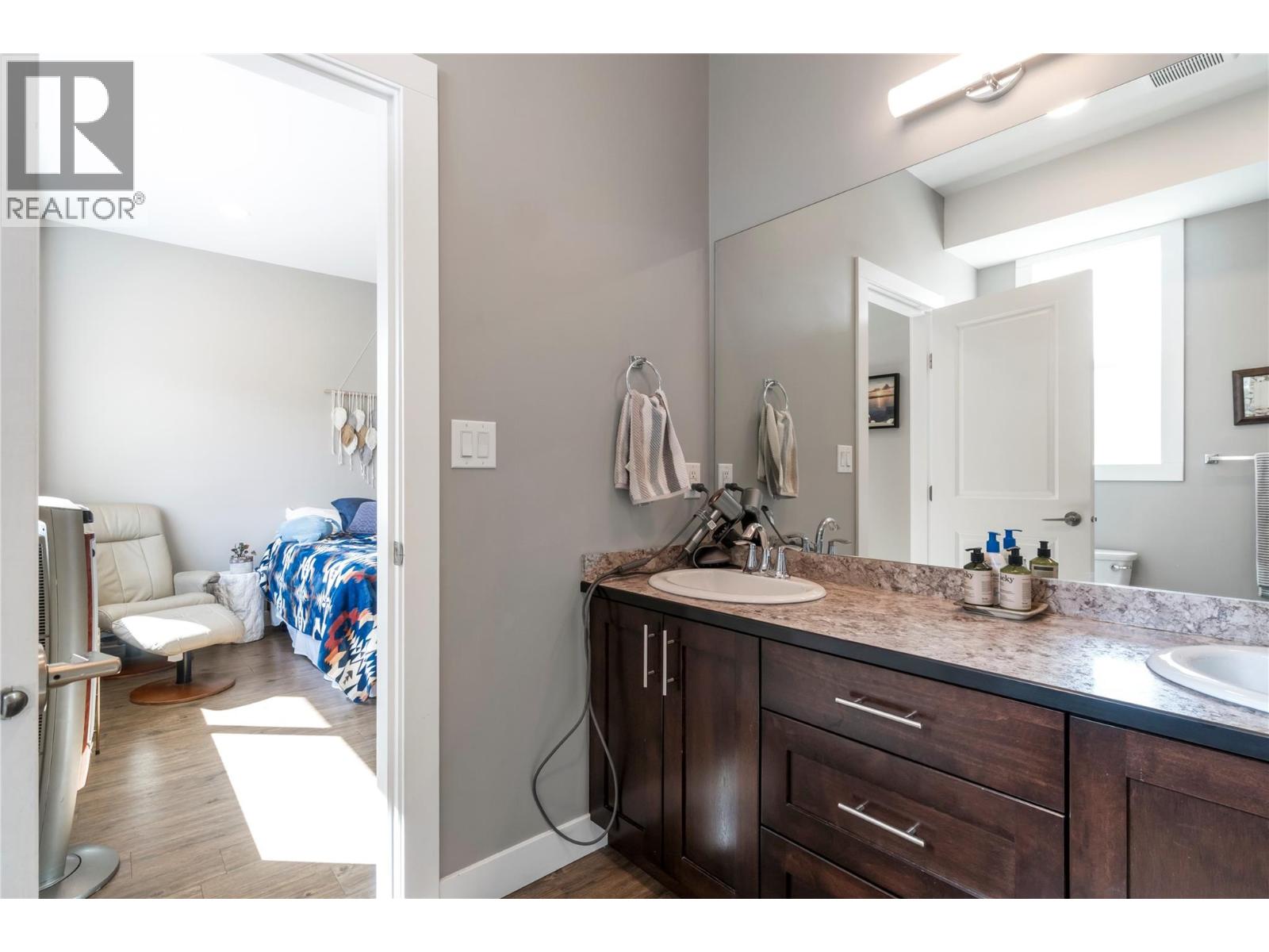 1260 23 Street Se, Salmon Arm, British Columbia  V1E 0C7 - Photo 18 - 10384983