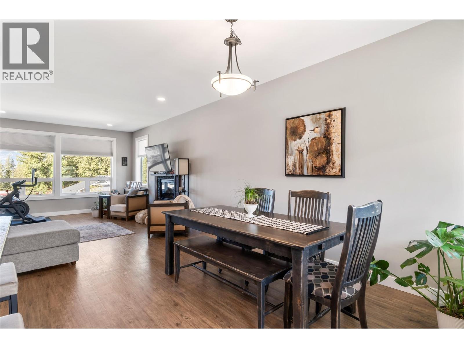 1260 23 Street Se, Salmon Arm, British Columbia  V1E 0C7 - Photo 9 - 10384983