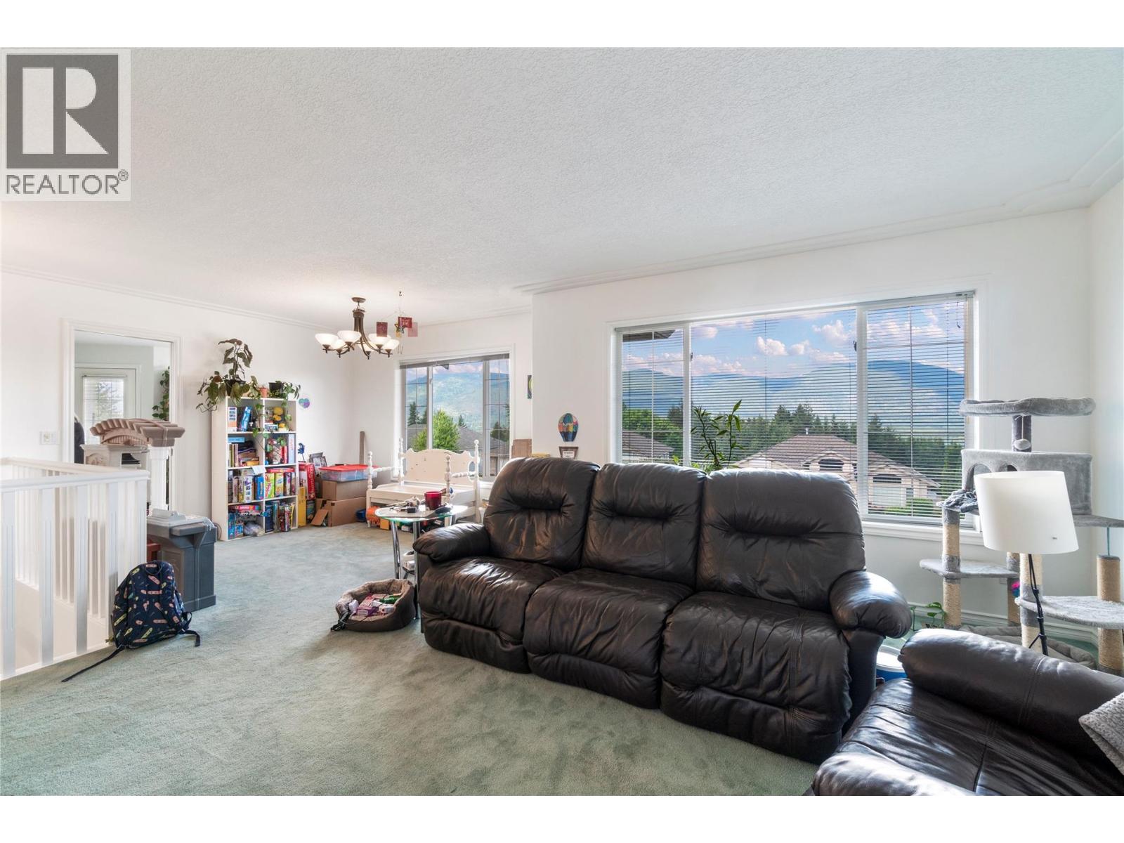 650 17 Street Se, Salmon Arm, British Columbia V1E 1W2 - Photo 5 - 10387139