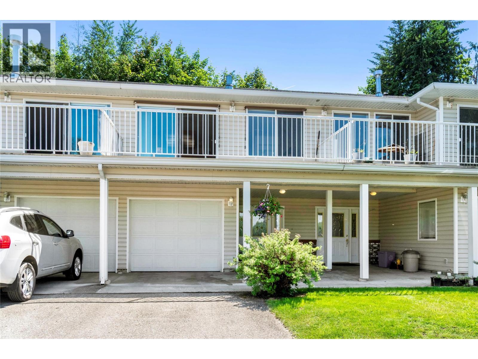 71 25 Street Se Unit# 3, Salmon Arm, British Columbia  V1E 1S2 - Photo 1 - 10389190