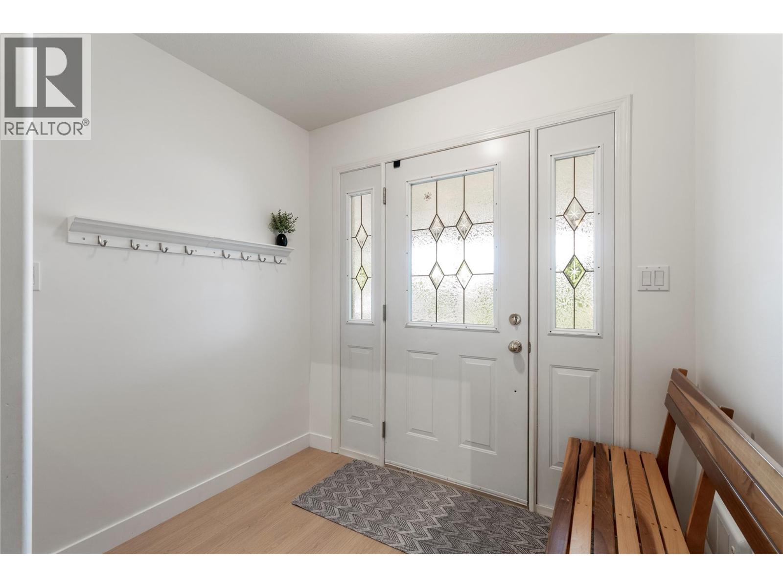 71 25 Street Se Unit# 3, Salmon Arm, British Columbia  V1E 1S2 - Photo 16 - 10389190