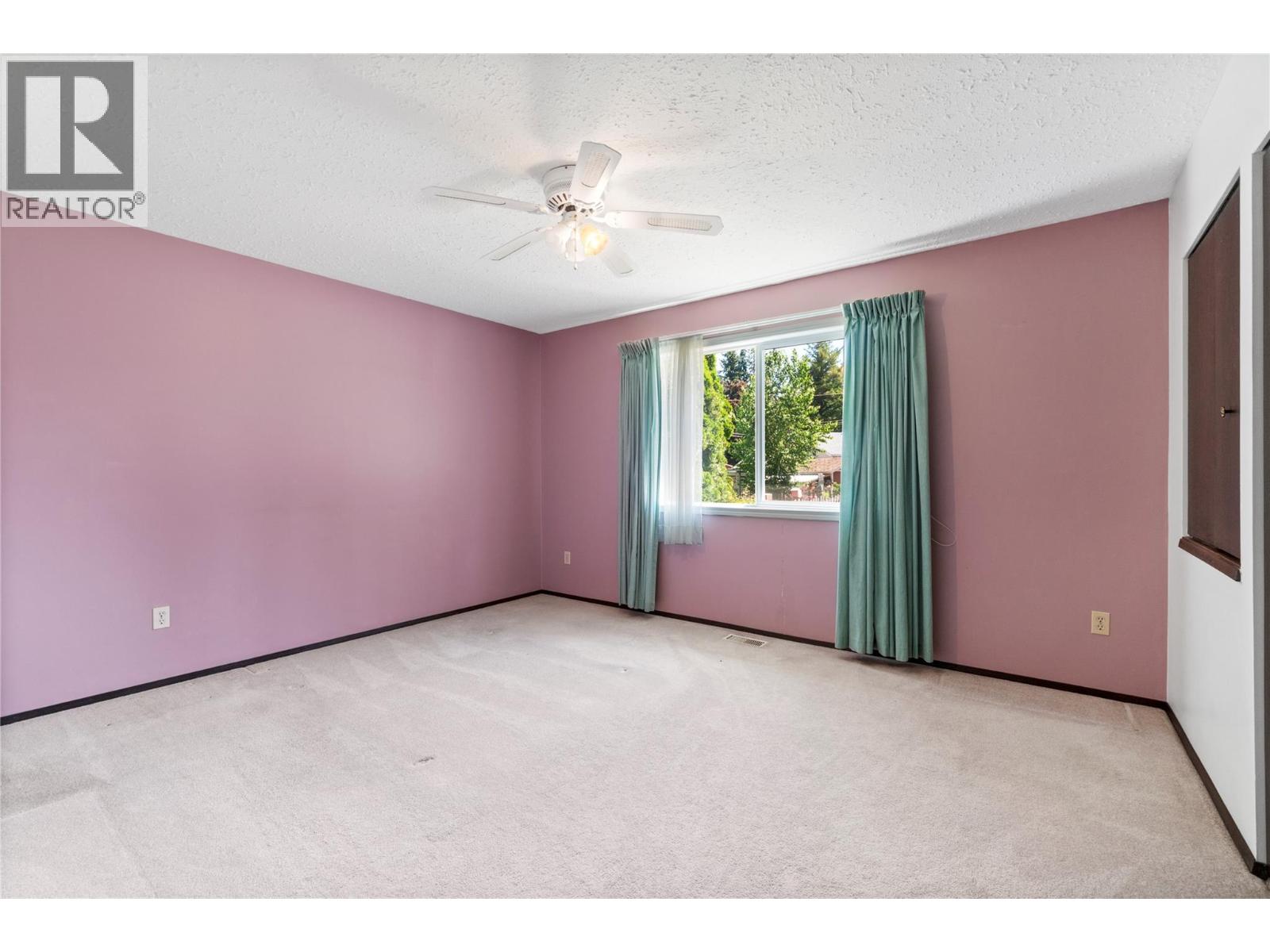 851 26 Street Se, Salmon Arm, British Columbia V1E 2H6 - Photo 14 - 10389410