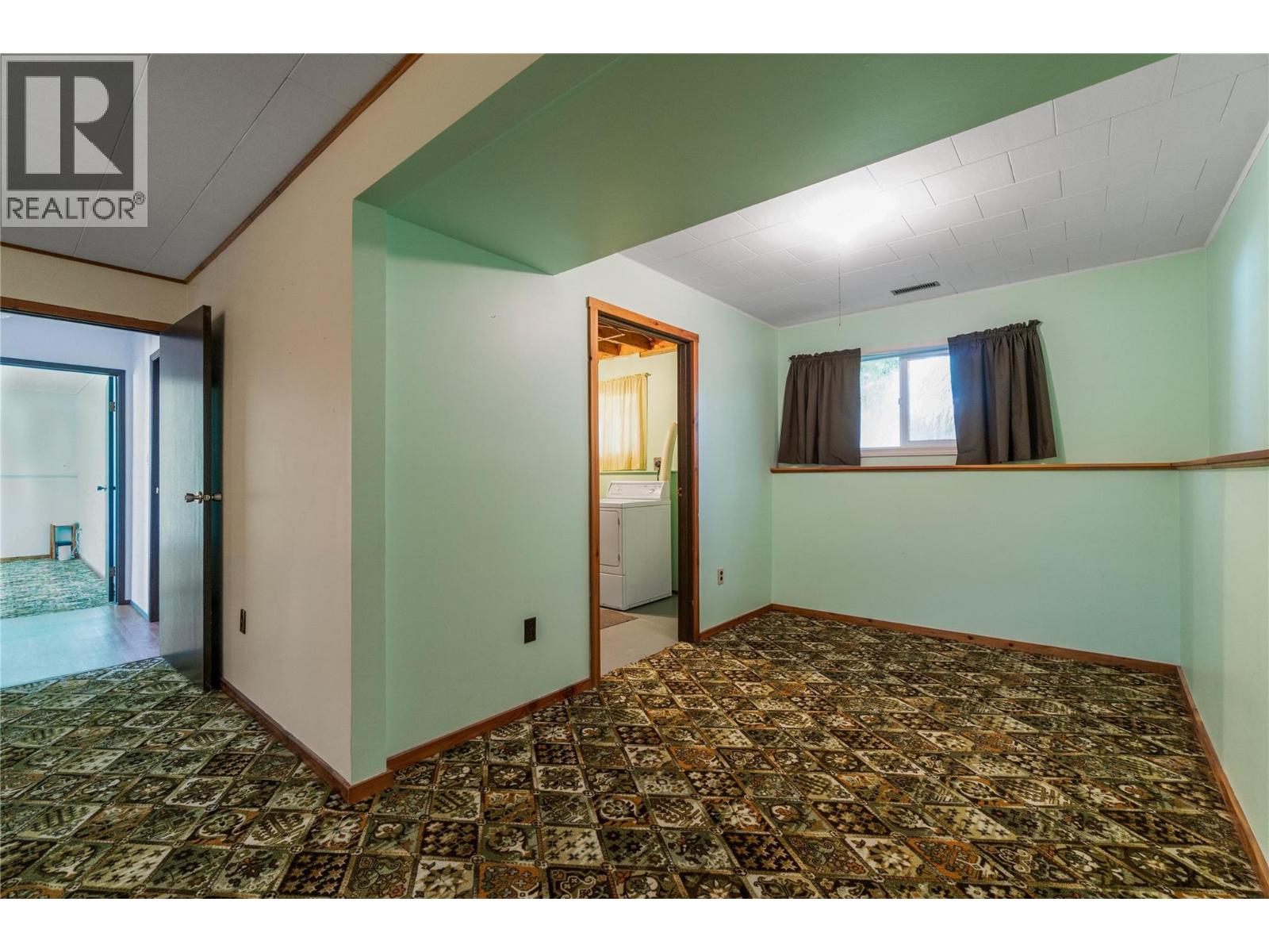 851 26 Street Se, Salmon Arm, British Columbia V1E 2H6 - Photo 24 - 10389410