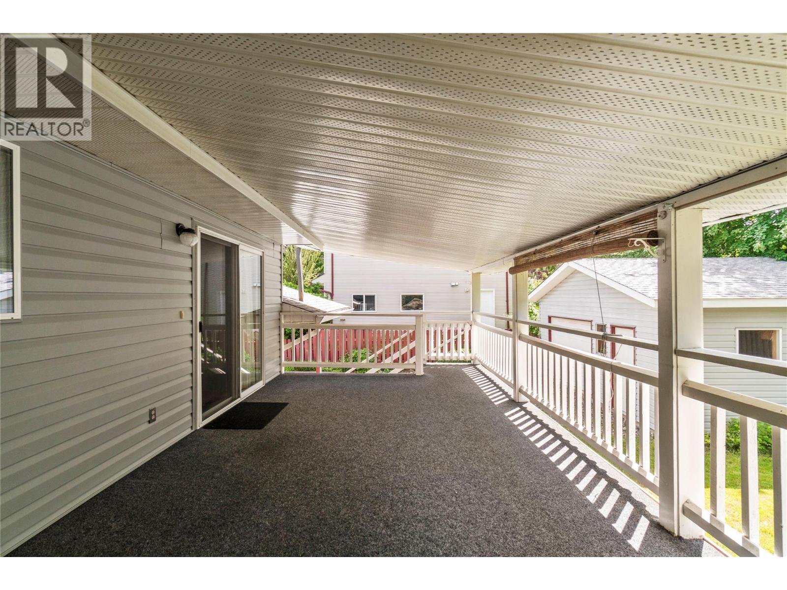 851 26 Street Se, Salmon Arm, British Columbia V1E 2H6 - Photo 35 - 10389410