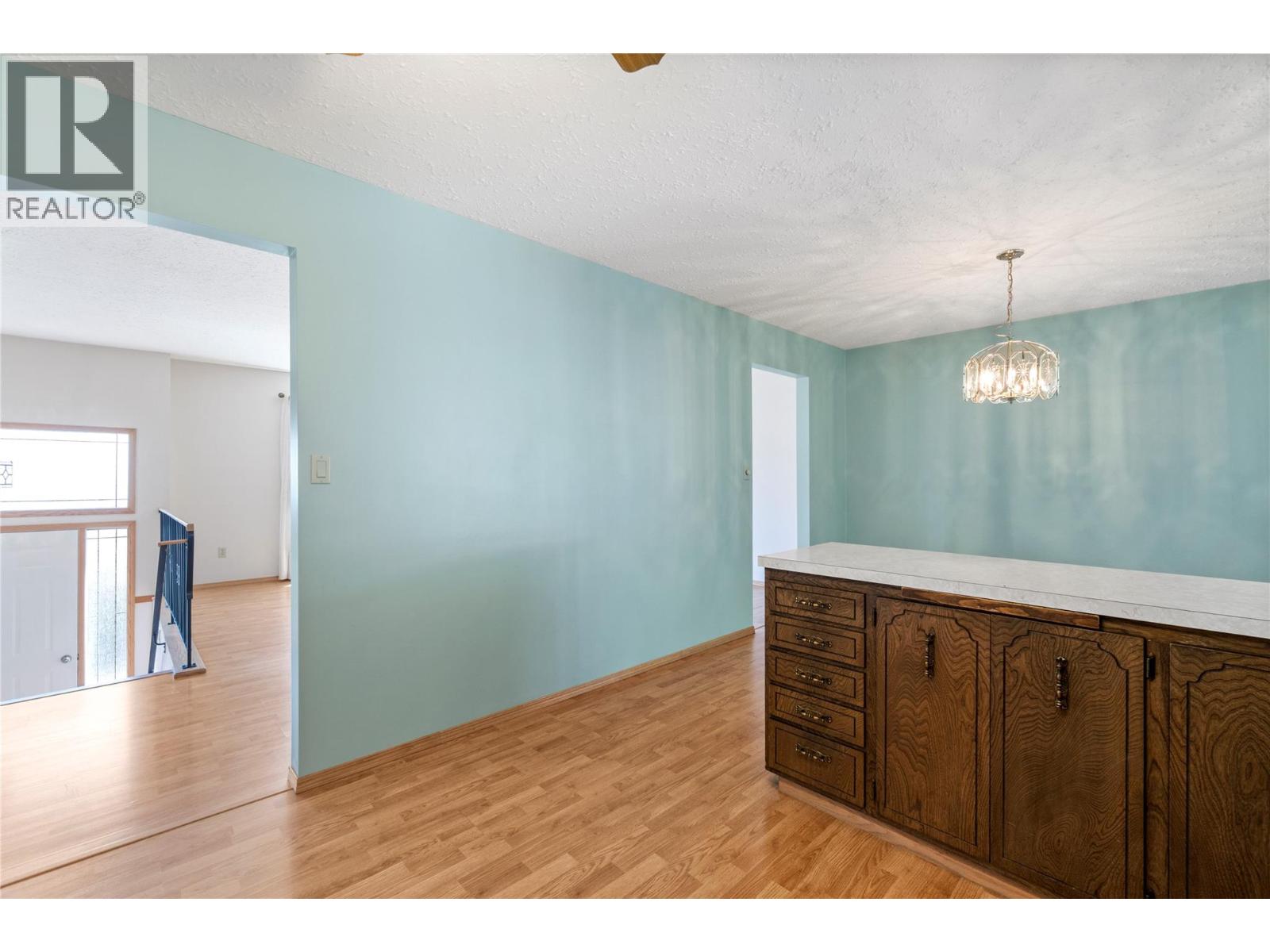 851 26 Street Se, Salmon Arm, British Columbia V1E 2H6 - Photo 8 - 10389410