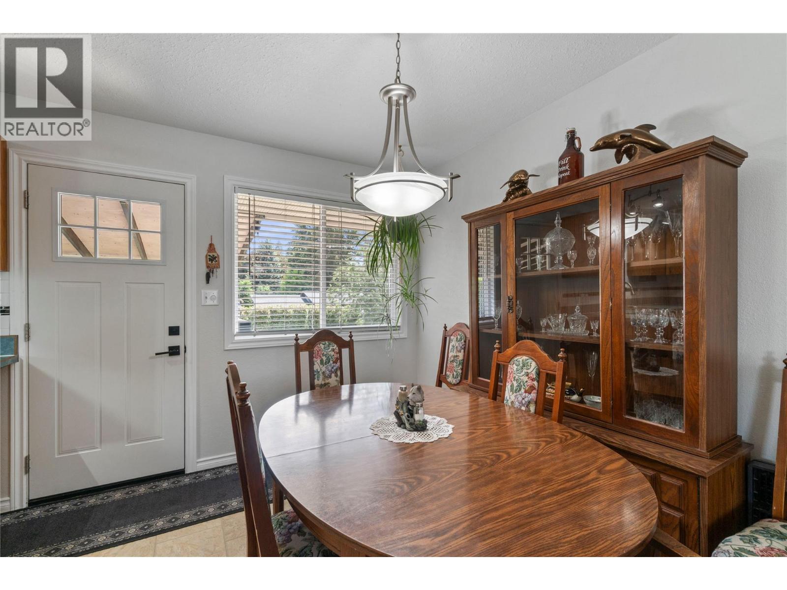 4750 71 Avenue Ne, Salmon Arm, British Columbia V0E 1K0 - Photo 8 - 10391387