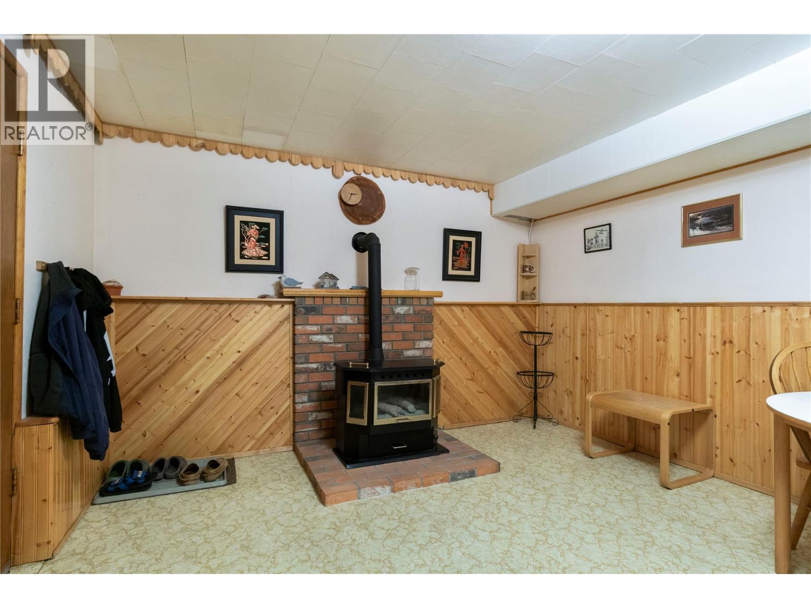 1730 36 Street Ne, Salmon Arm, British Columbia V1E 2Z1 - Photo 23 - 10392172