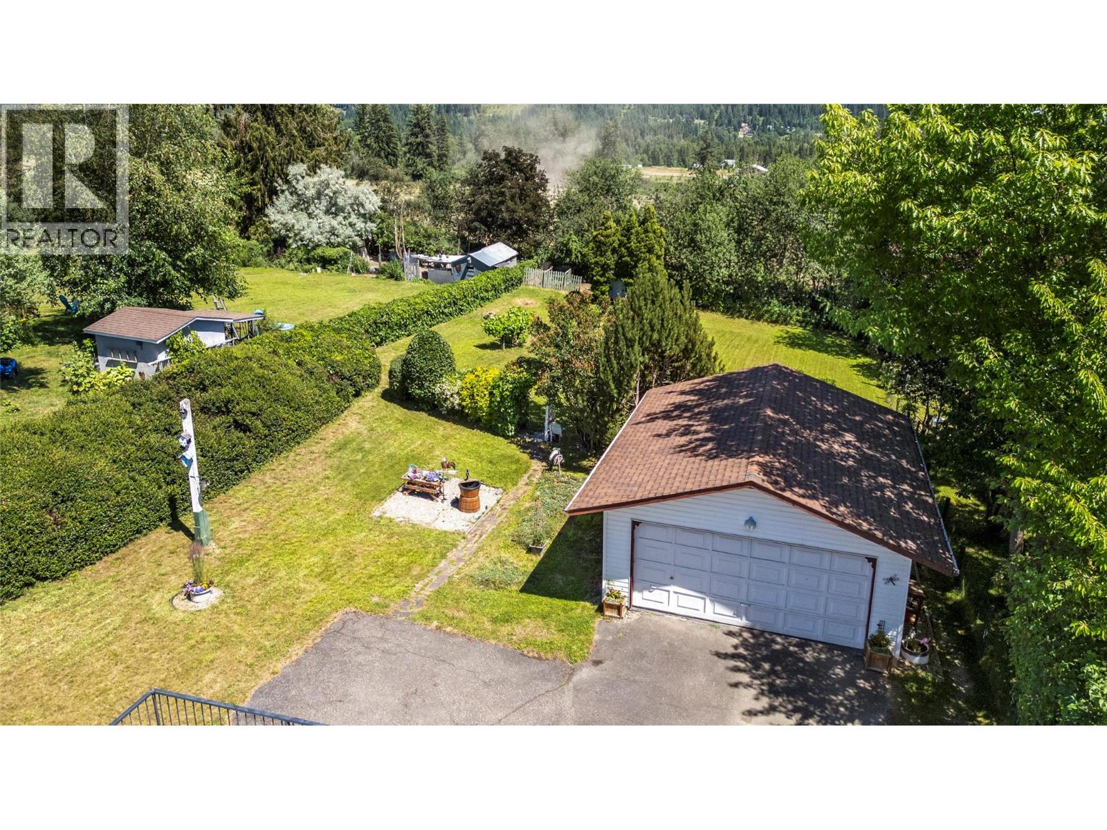 1730 36 Street Ne, Salmon Arm, British Columbia V1E 2Z1 - Photo 32 - 10392172