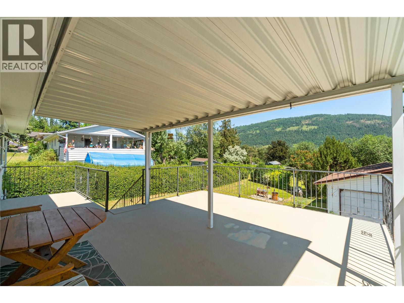 1730 36 Street Ne, Salmon Arm, British Columbia V1E 2Z1 - Photo 36 - 10392172
