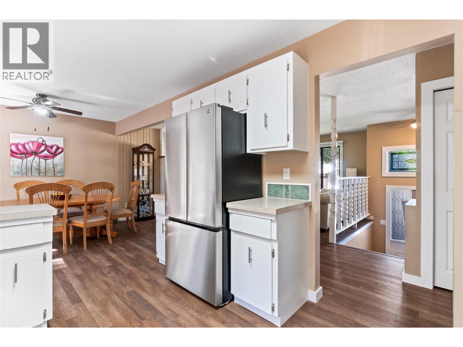 713 Hemlock Crescent, Sicamous, British Columbia  V0E 2V1 - Photo 10 - 10392431