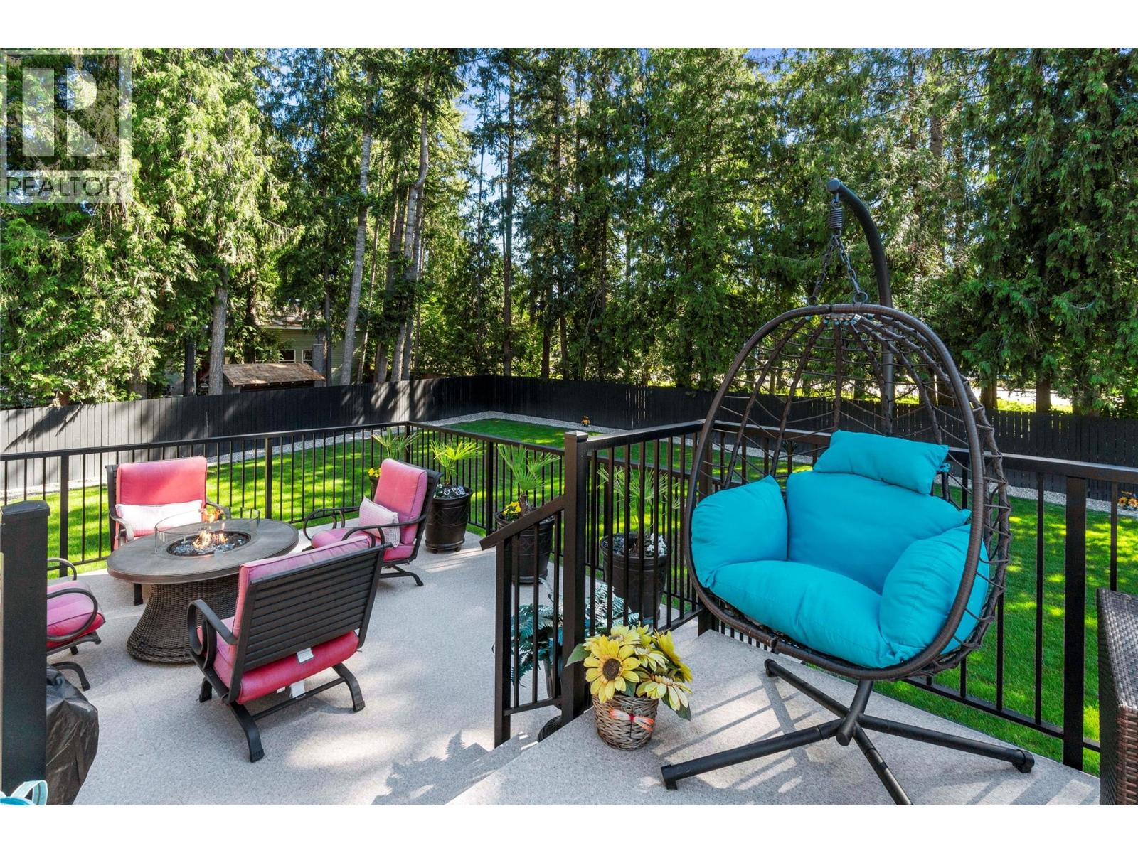 713 Hemlock Crescent, Sicamous, British Columbia  V0E 2V1 - Photo 34 - 10392431