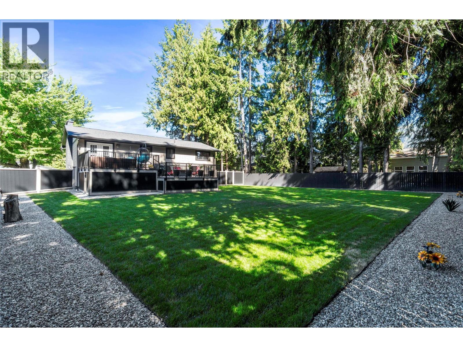 713 Hemlock Crescent, Sicamous, British Columbia  V0E 2V1 - Photo 38 - 10392431
