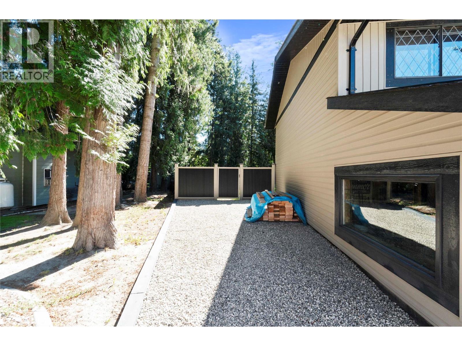 713 Hemlock Crescent, Sicamous, British Columbia  V0E 2V1 - Photo 39 - 10392431
