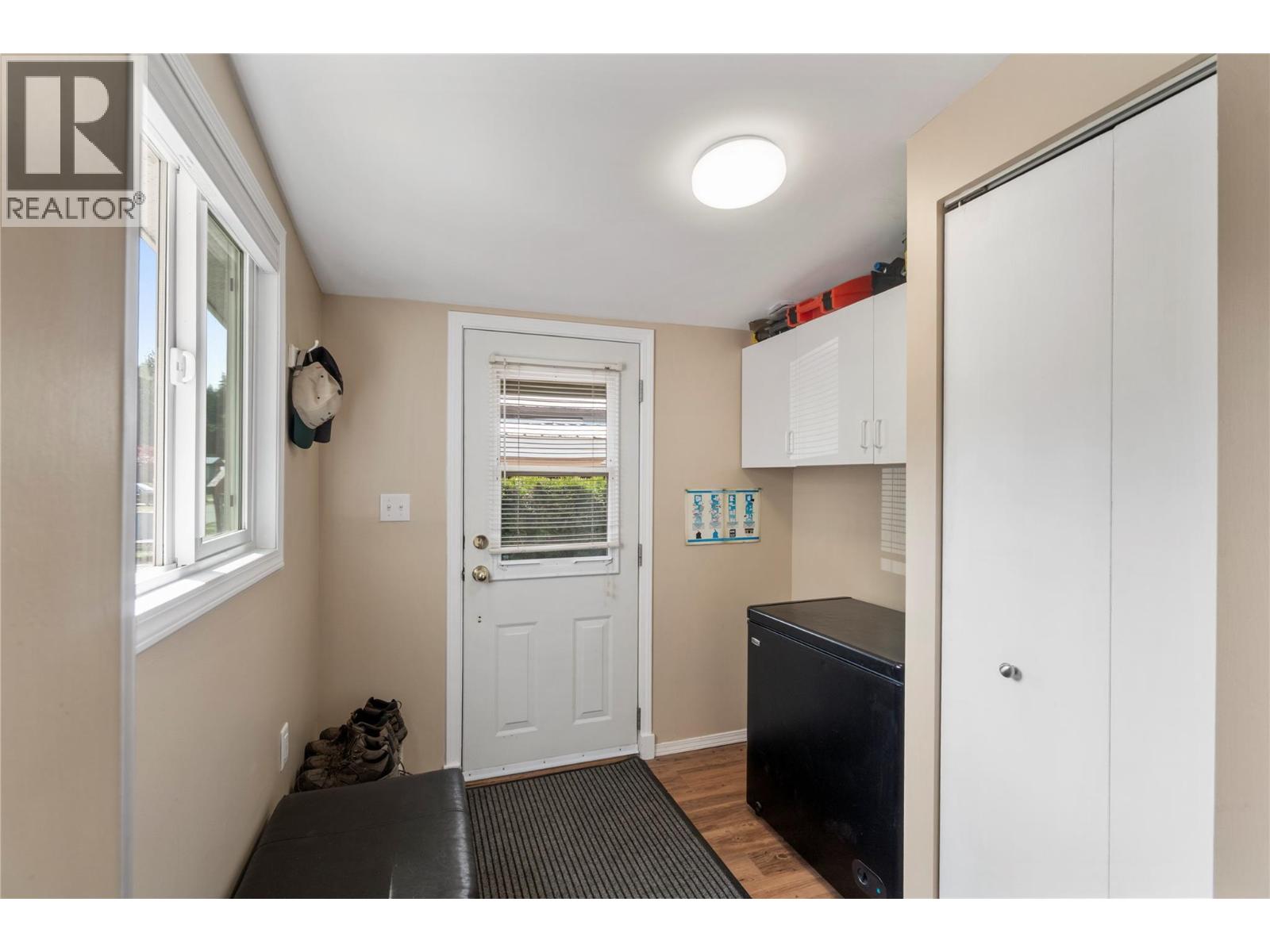 5391 69 Avenue, Canoe, British Columbia  V0E 1K0 - Photo 3 - 10392729