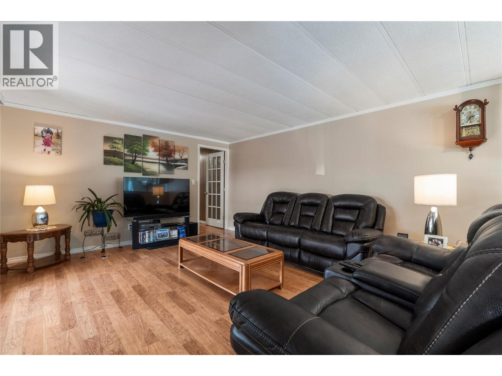 5391 69 Avenue, Canoe, British Columbia  V0E 1K0 - Photo 9 - 10392729