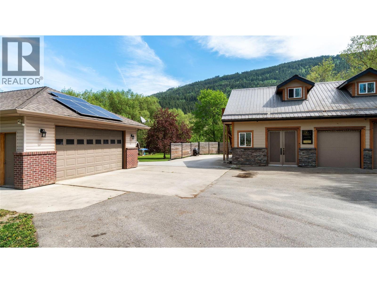 3960 50 Street Ne, Salmon Arm, British Columbia V1E 1Y5 - Photo 46 - 10395012