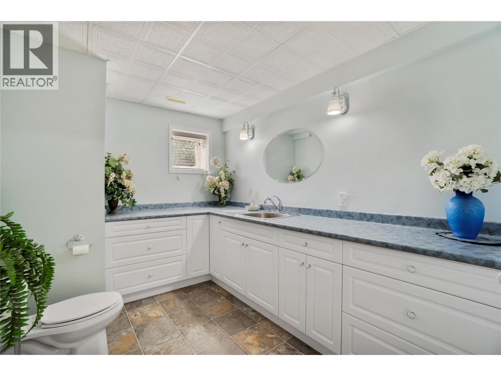 1406 Huckleberry Drive, Sorrento, British Columbia  V0E 2W1 - Photo 27 - 10395158