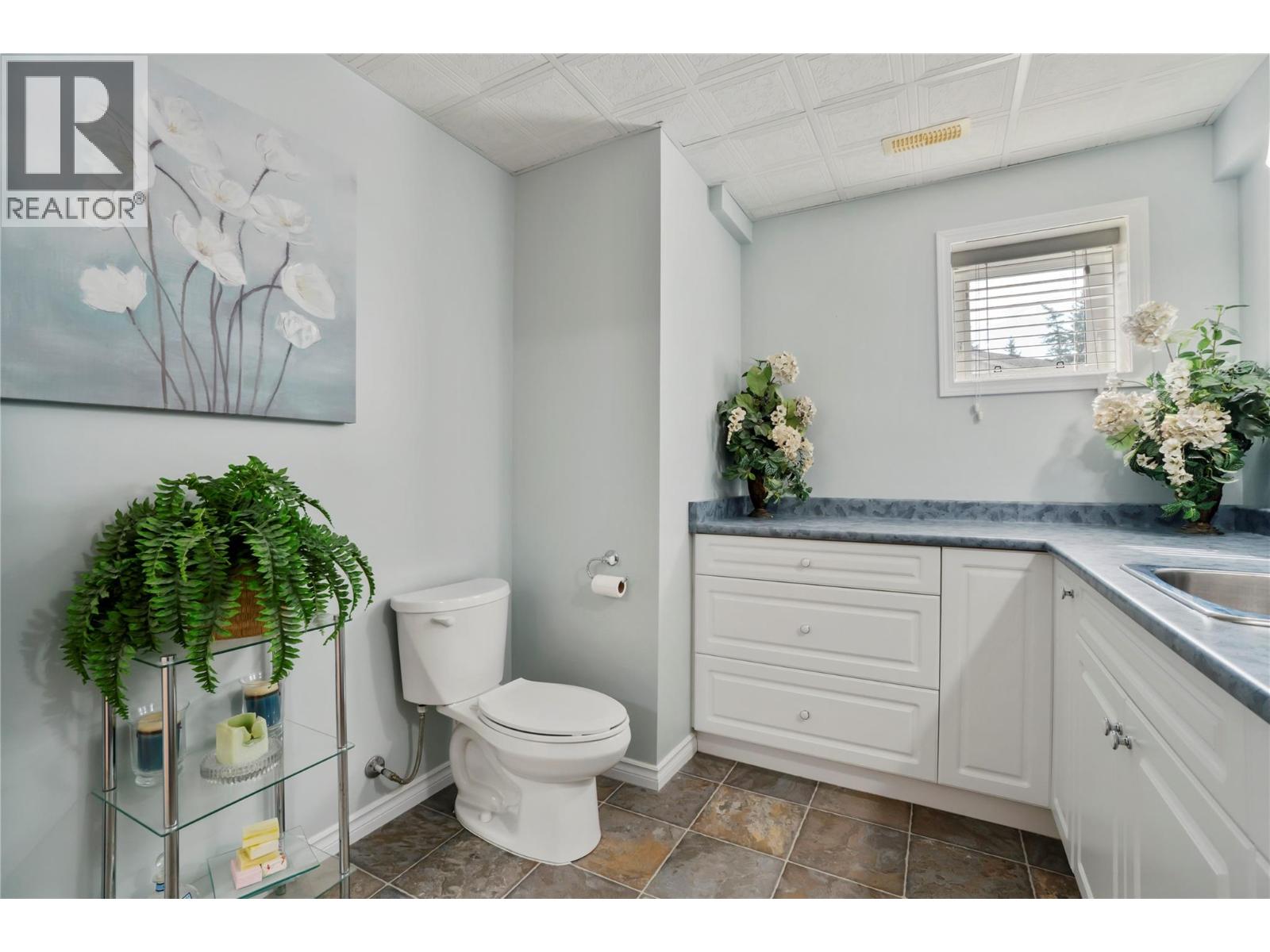 1406 Huckleberry Drive, Sorrento, British Columbia  V0E 2W1 - Photo 28 - 10395158