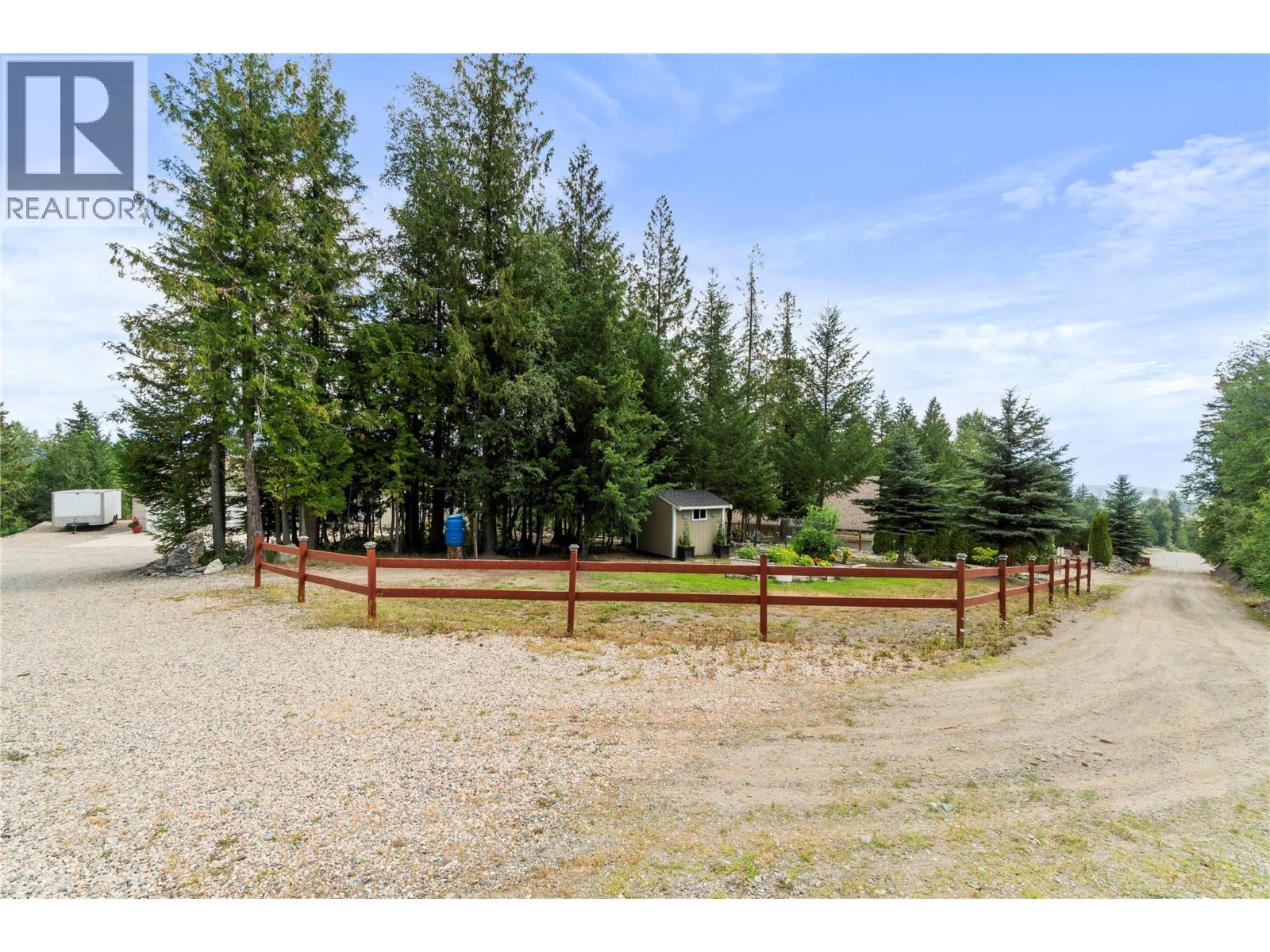 1406 Huckleberry Drive, Sorrento, British Columbia  V0E 2W1 - Photo 41 - 10395158