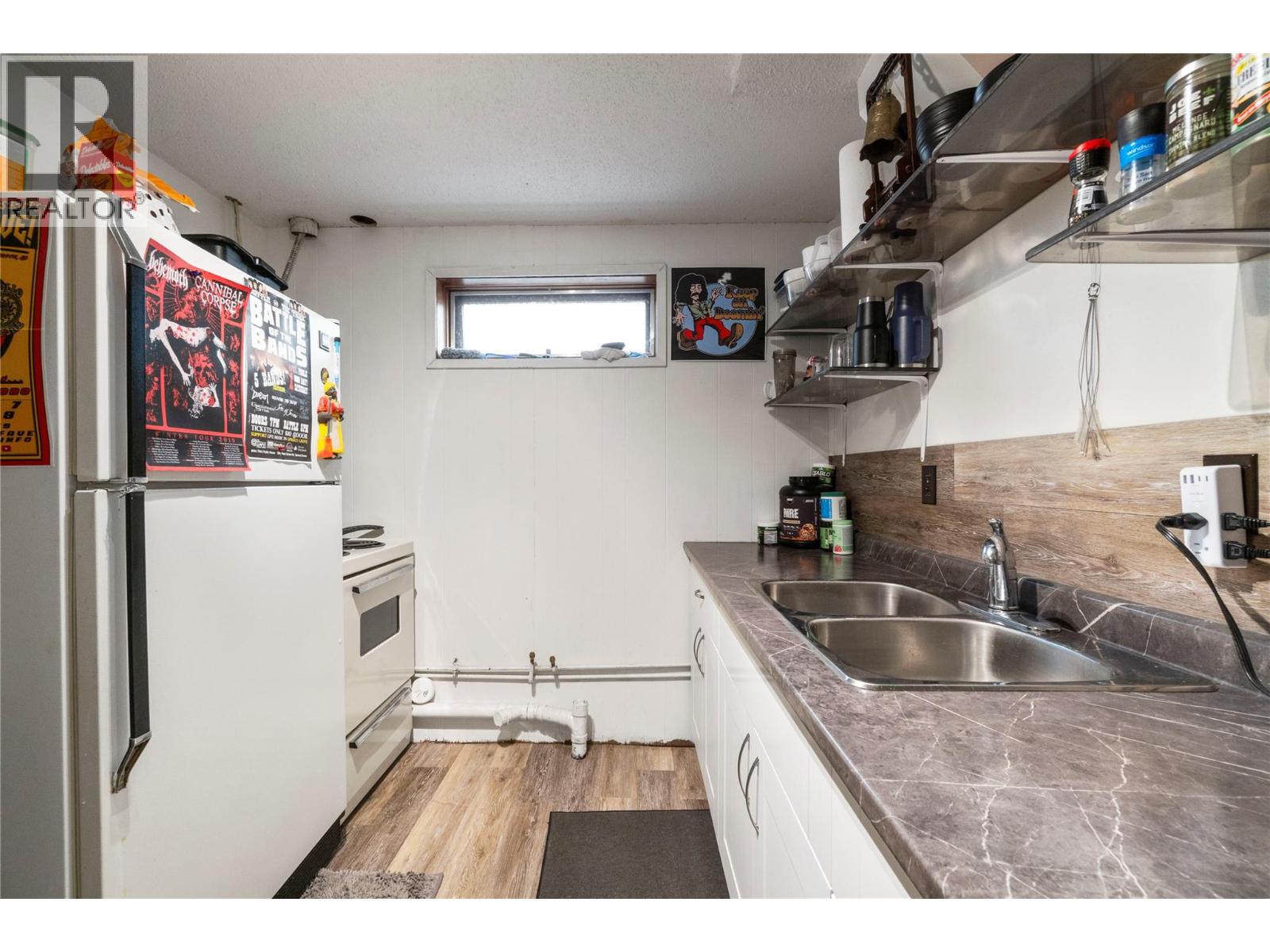 1961 16 Street Ne, Salmon Arm, British Columbia V1E 3Z8 - Photo 34 - 10395440