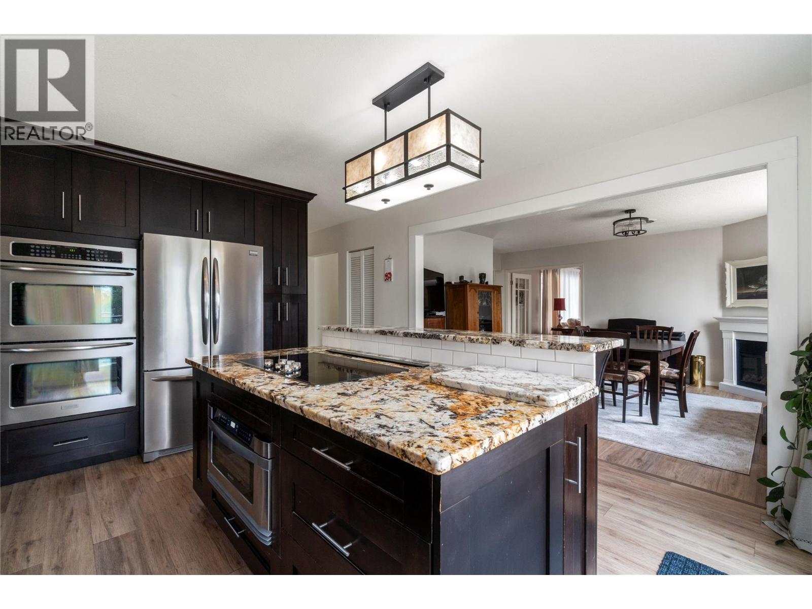 1961 16 Street Ne, Salmon Arm, British Columbia V1E 3Z8 - Photo 6 - 10395440
